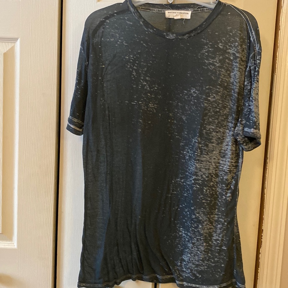Lightweight grey/white UO tshirt